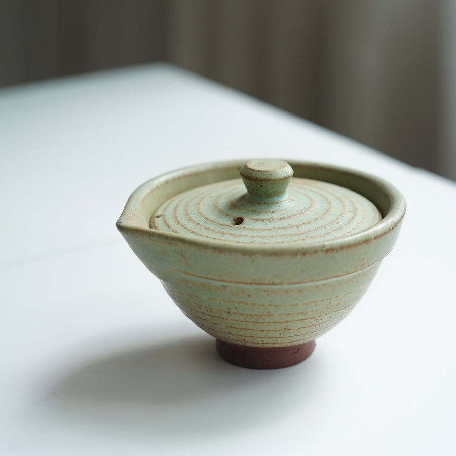 Handcrafted Coarse Clay Gaiwan